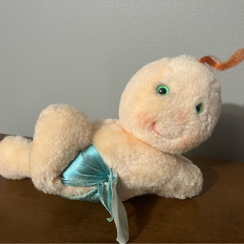 Vintage Hugga Bunch stuffed animal